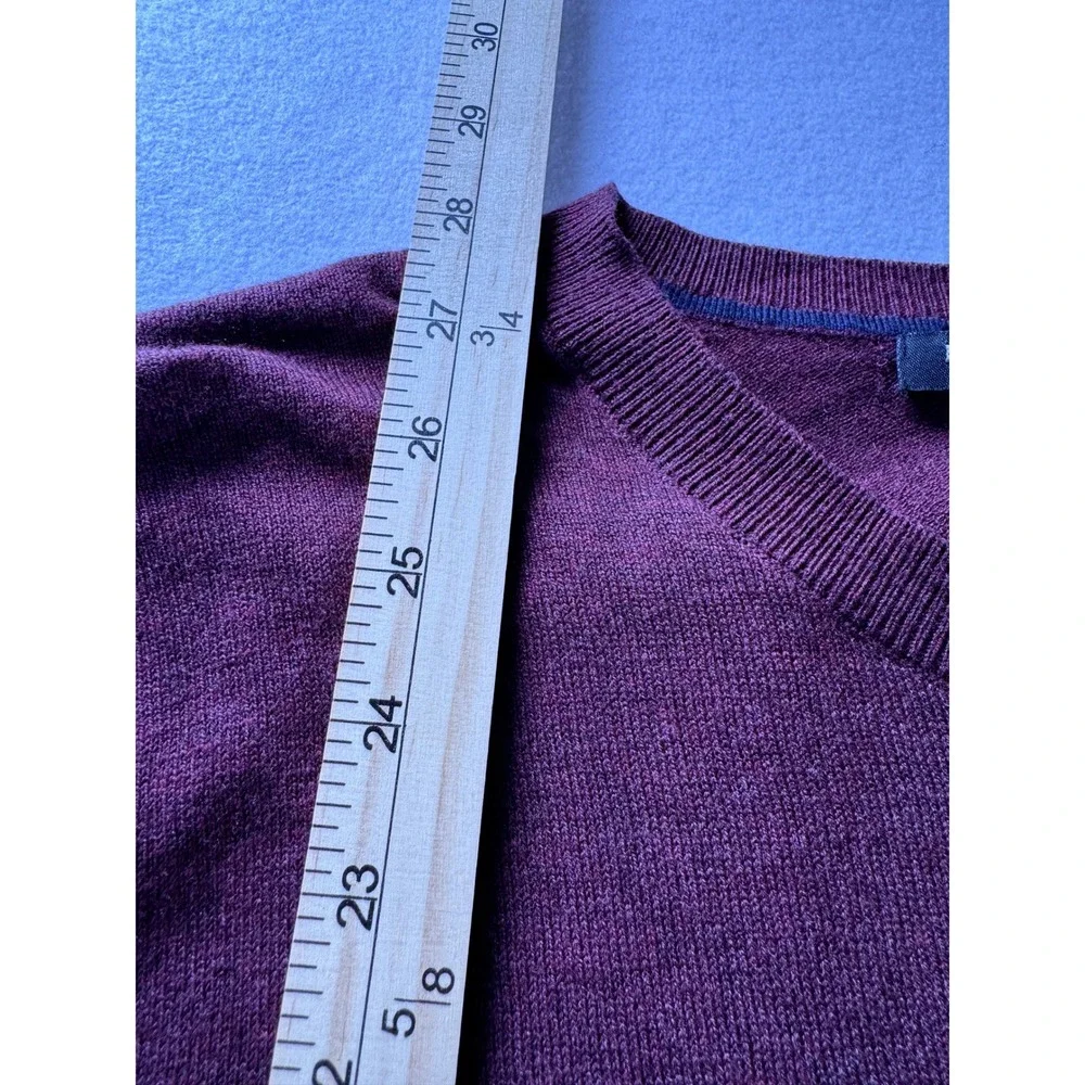 Banana Republic Men's Large Striped Crew Neck Sweater Burgundy Navy Cotton Blend